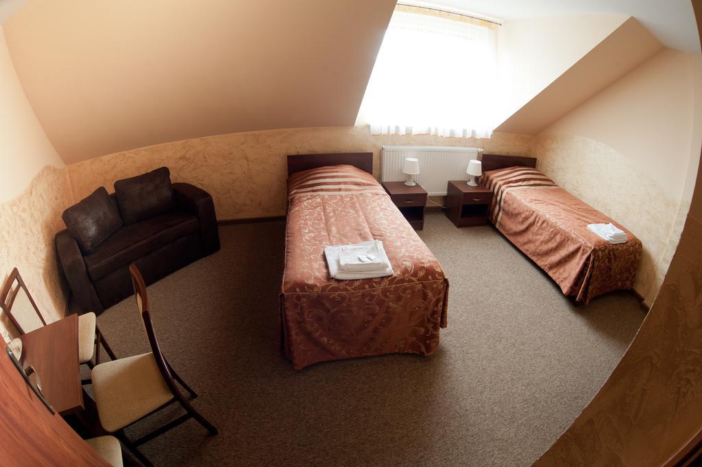 Hotel & Restauracja Okraglak Checiny  Room photo